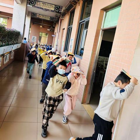 以练筑防，为生命护航——黄圃镇大岑小学组织开展2025年度11月份防震安全演练