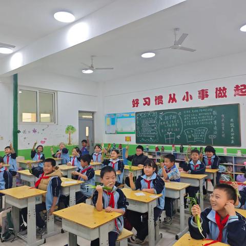 饺暖冬至韵 劳动润童心——西小屯小学冬至主题家校活动