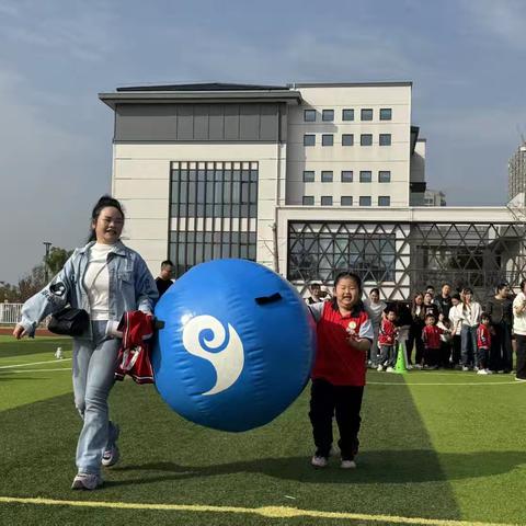 爱的微光 照亮成长之路——崇福镇博语幼儿园2025学年中班组“好家长”推送