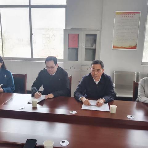 市委组织部副部长陈朝敏到龙湖街道花园社区和瑞祥社区调研“五星”支部创建工作