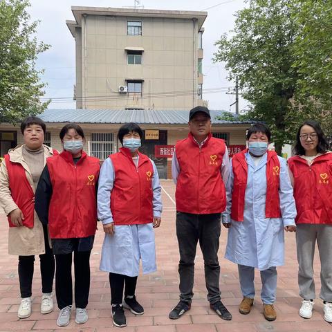 关爱老人“义诊、义剪”进社区