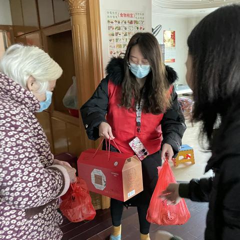 福粥飘香暖人心    弘扬孝道扬新风