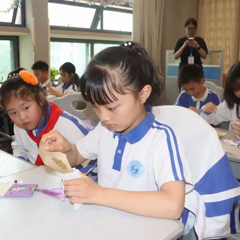 【中医药进校园】罗湖外语小学携手中医院开展“一班级一中医”主题活动