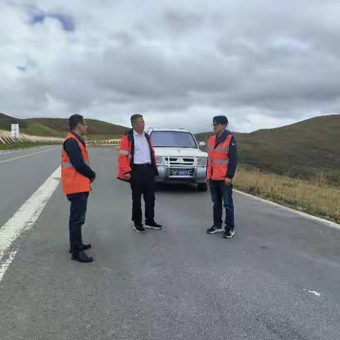 甘南公路中心检查组开展“双节”节前检查工作