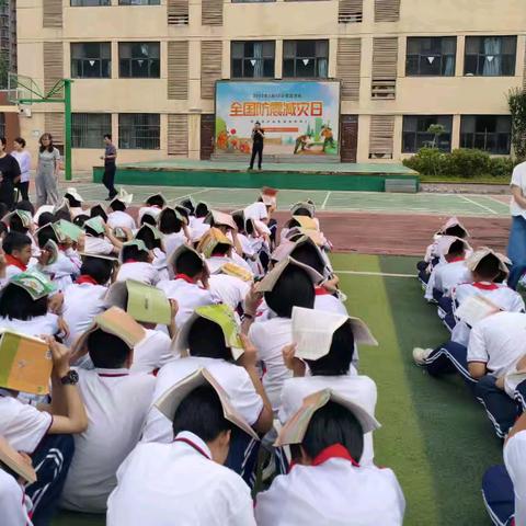 【“双争”进行时】实验中学组织开展防震逃生演练活动