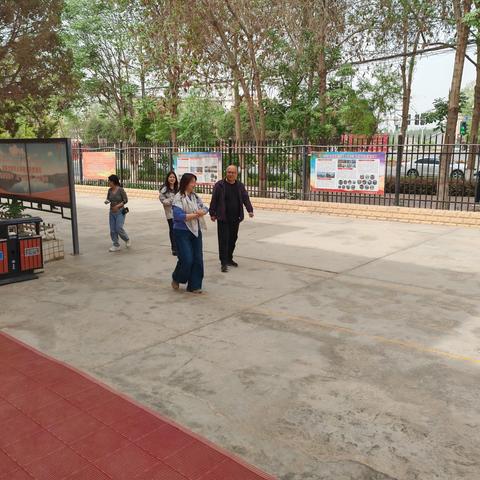 自治区公路事业发展中心工会赴于田公路管理分局开展慰问