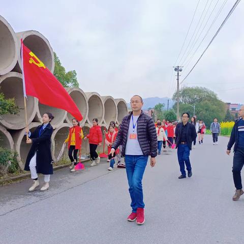 【学雷锋·树新风】——浣溪中心小学慰问敬老院活动纪实