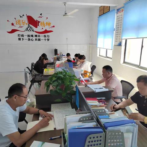 李阁小学安全生产月活动总结