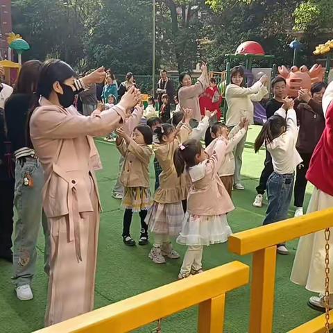 万霖花苑幼儿园半日活动