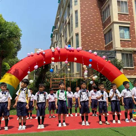 万霖花苑幼儿园大四班“六一汇演”记录