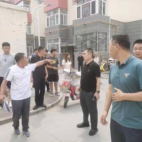 深入排查隐患房屋    积极保障居民安全