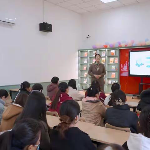 礼润师德 仪以修身—二七区京广路小学庆祝三八国际妇女节