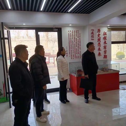 示范区政协处咨询科负责人李娟带队到城西街道开展政协委员联络站年末考核活动