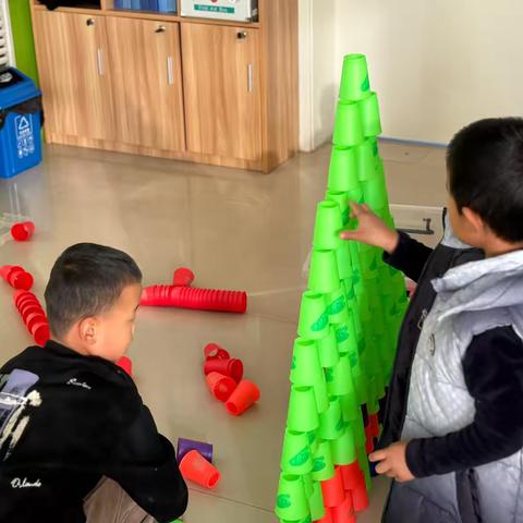 探索多彩区域，点亮幼儿时光