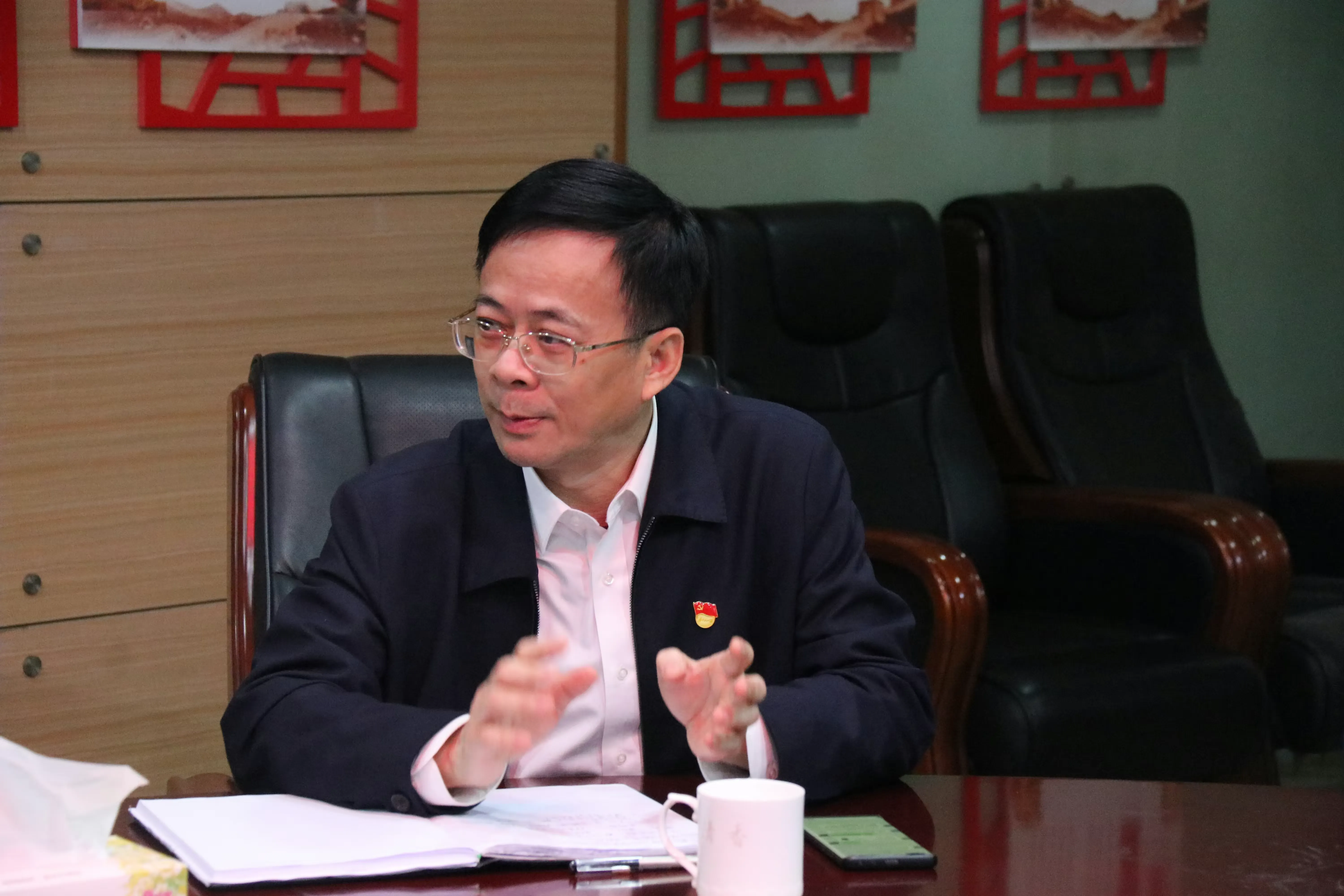 简篇-海汽系统召开禁塑工作专题会议,对禁塑工作进行再动员再部署再推动