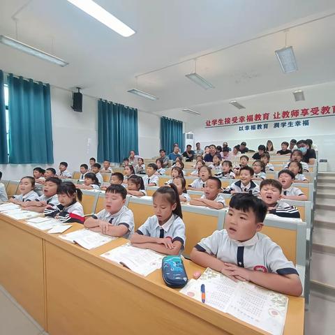 教学研究共探索，专家指点促成长——热烈欢迎县教师进修学校领导老师莅临我校指导工作