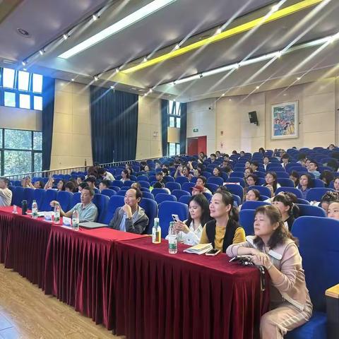 雨润萌娃 科学启航——武汉市小学科学“思维型科学探究实践”新教材教法研讨会