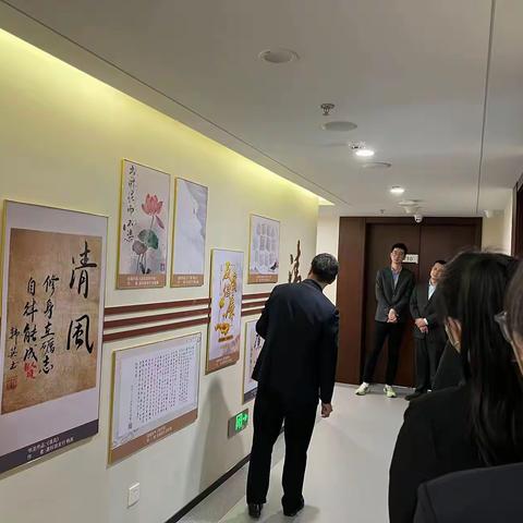 青年与清风相伴 廉洁与成长相随