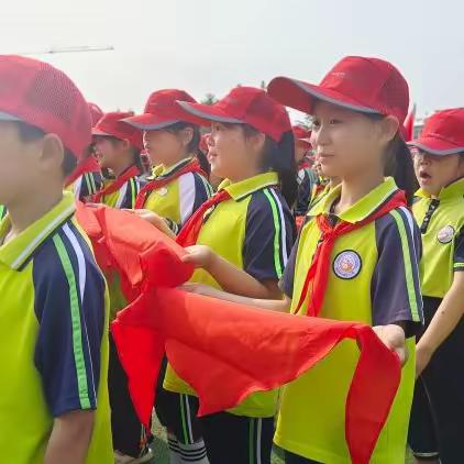 【分批入队】兰陵县矿坑镇中心小学举行“学习党的二十大 争做新时代好少年”新队员分批入队仪式