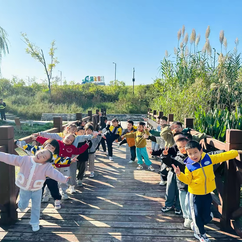 【主题活动】美丽的秋天——乌江幼儿园中二班十月主题活动总结