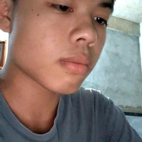 节目唱歌 高一1班 吴盈泽小组 指导人：韩昊禹