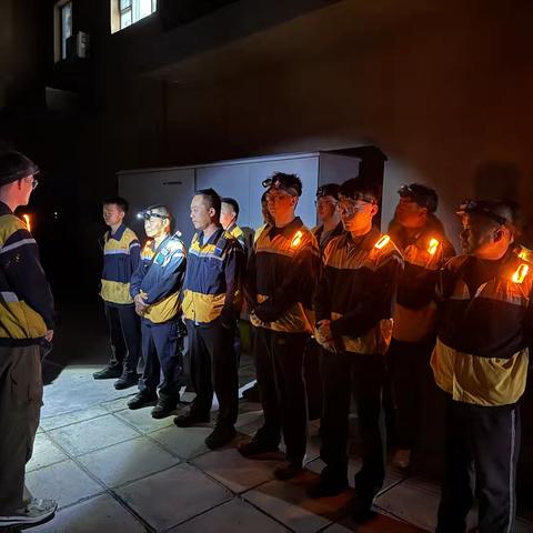 电务人的夜间坚守：守护安全的幕后力量