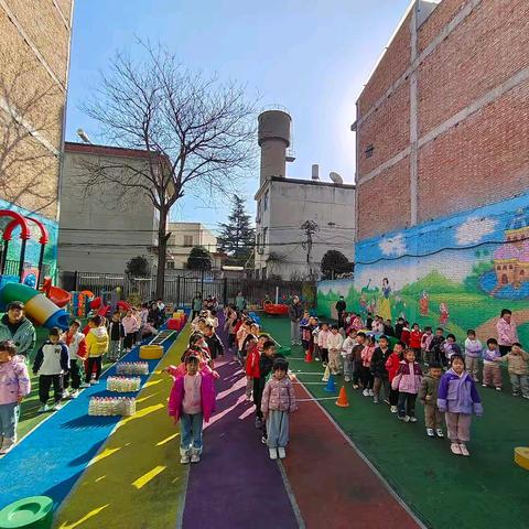 【党建➕德育】小红帽幼儿园周一升旗仪式