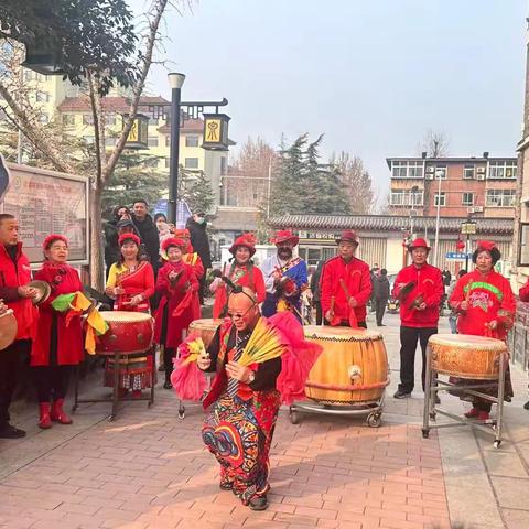 泉城路街道便民服务中心：迎新春联欢会搭台，高效办成一件事落地生根