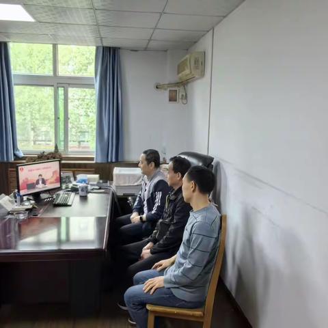 西安老干部党支部 组织观看第31场全国离退休干部网上专题报告会