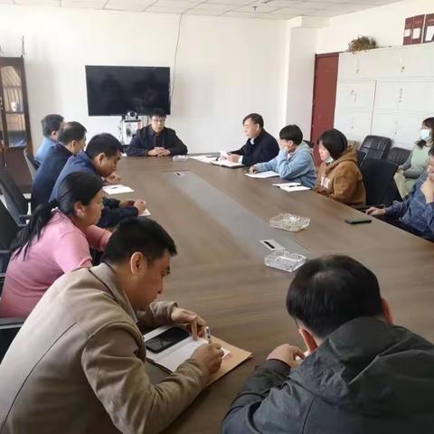 灵寿县医疗保障局召开学习贯彻党的二十届二中全会精神会议