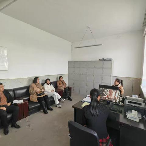 进修专业引航，长一逐光而行！……长青一中新学期迎接区进修教学视导检查纪实