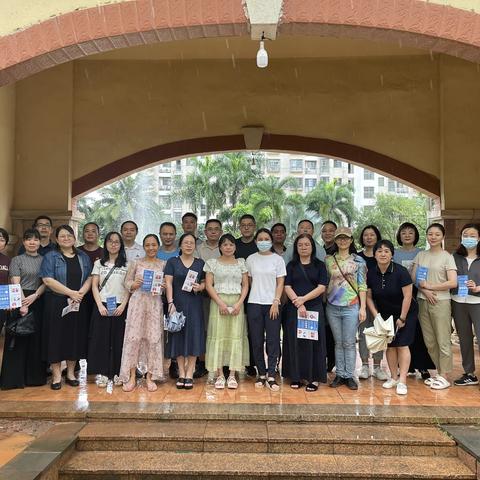 祥和家园党员开展第二轮“2+3”健康包 入户宣传活动