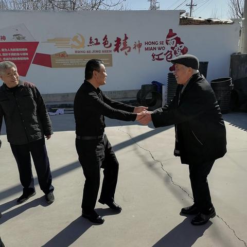 正月走“老亲”  共谱新篇章