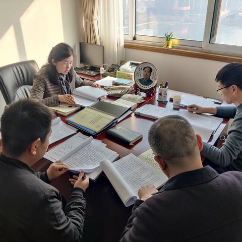 奋进新征程、建功新时代——洛阳市民营经济发展促进中心党组第一次(扩大）会议