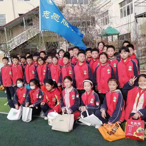 油田第三小学：爱我家园，植绿护绿