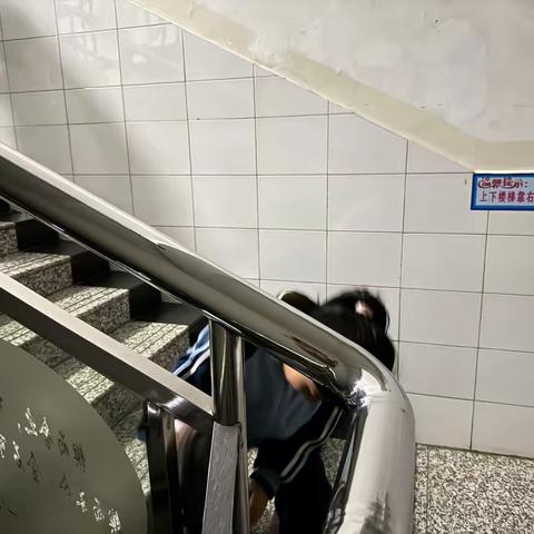 冬日岁月寒 六小时光暖 ﻿‍——临河六小六一中队值周小记