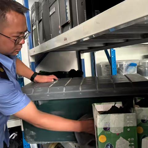 清隐患、优布局、强规范—综合通信维修车间库房标准化整治消除隐患守护安全