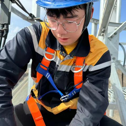 综合通信维修车间“每月一星”刘阳