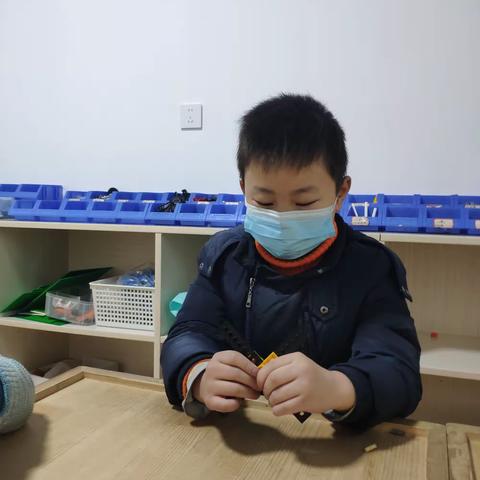 创未来机器人：2023年2月18日8:30极光《风车》体验课程反馈