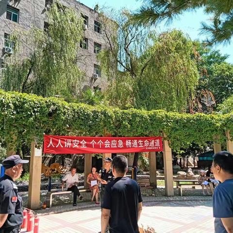 雁塔区小寨路街道吉祥社区辖区吉祥馨苑20240712开展消防演练