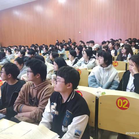 大学生防诈骗反诈宣传进教室讲座