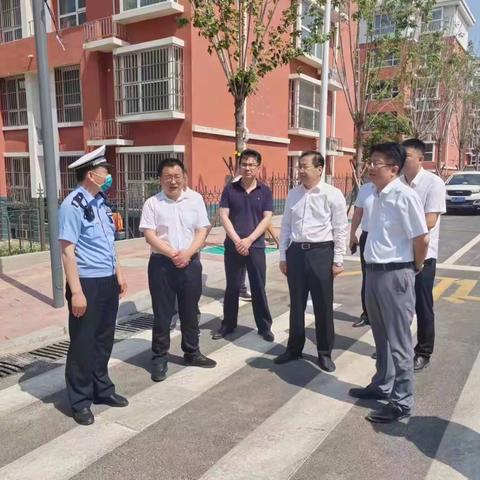 榆山街道翠屏社区：规范停车疏交通 人车分流安全行