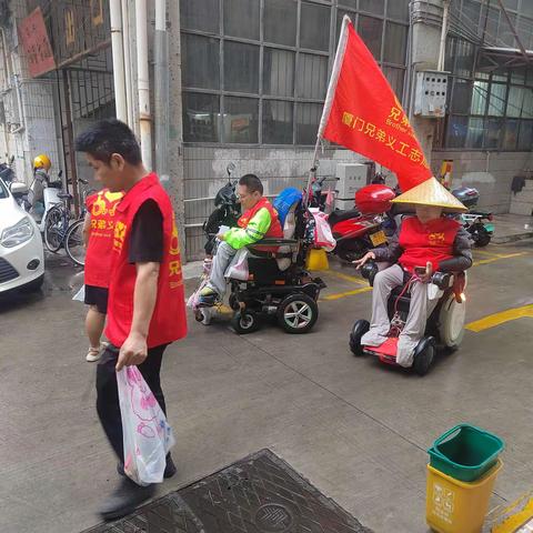 烟头不落地，同安最美丽