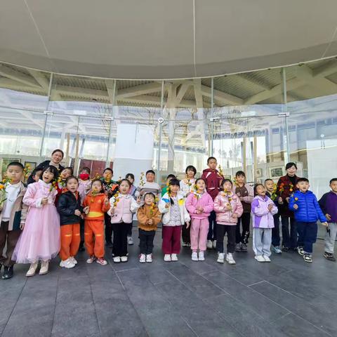 童心绘梦 艺彩飞扬