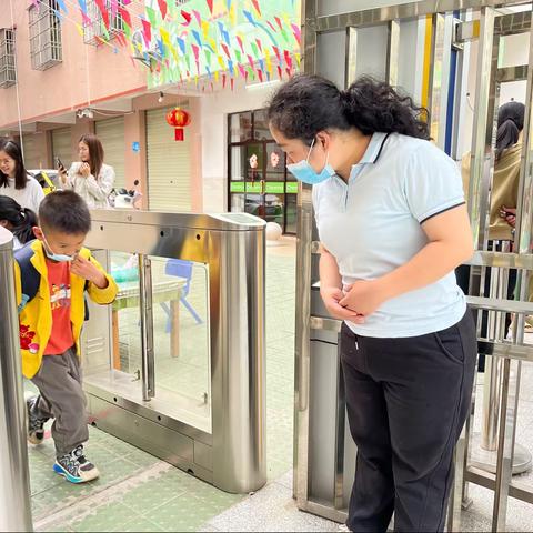 幼儿礼仪教育—— 让孩子成为礼貌人气王