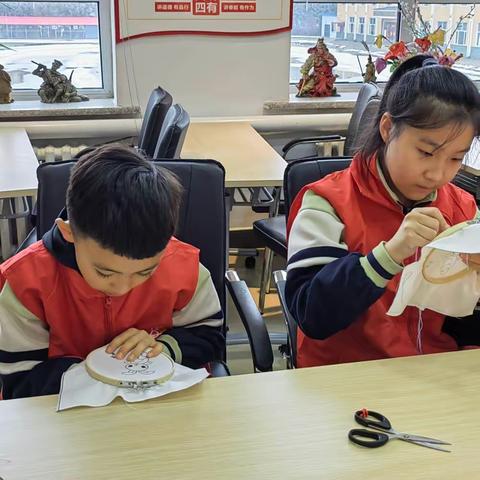 不负春日好时光 快乐实践助成长  --塔河县中小学综合实践学校开展多样劳动教育课程