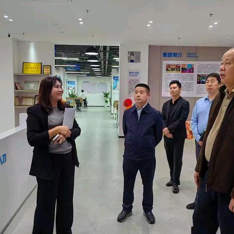 美兰区委副书记、政法委书记仇志明带队调研新兴领域党建工作