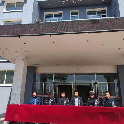 法制进校园，平安过暑假——农丰镇中学