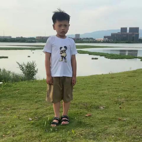 上溪镇中心幼儿园黄山园区第七十九期小溪流之声