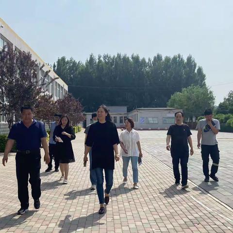 【大龙华中心小学】严格规范 督导提升——市级领导到我校进行专项检查